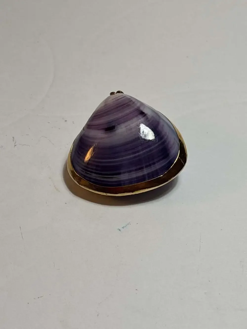Vintage Purple Clam Shell Hinged Trinket Box with Brass Hardware